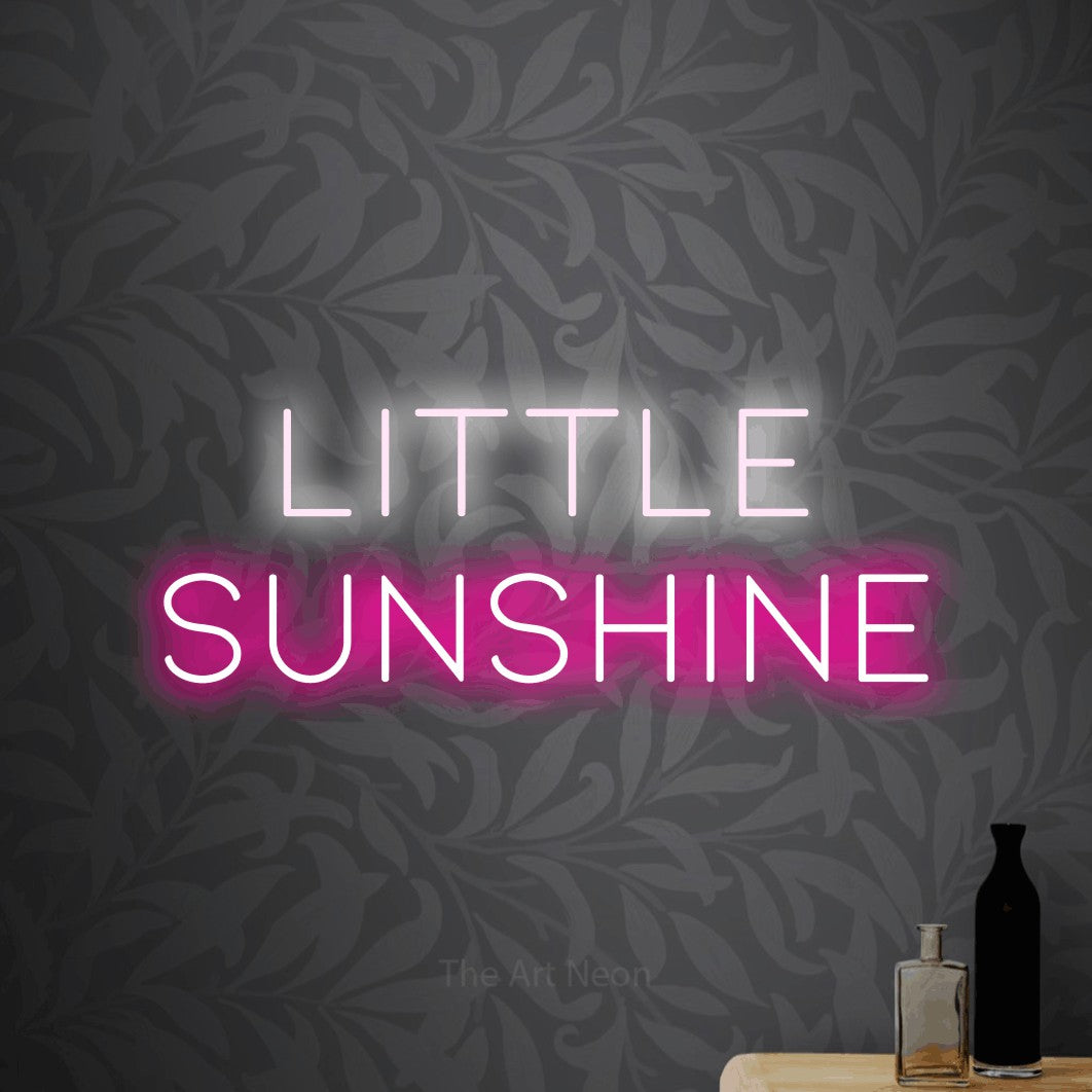 Enseigne néon à DEL à lumière rose vif et blanche froide, affichant « Little Sunshine » sur un papier peint floral gris pâle, pour décorer une chambre de bébé