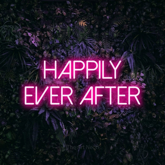 Enseigne néon à DEL à lumière rose vif, affichant « Happily Ever After » sur un mur floral violet, pour décorer une chambre de bébé