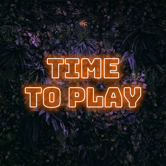 Enseigne néon à DEL à lumière orange, de style contour, affichant « Time to Play » sur un mur floral violet, pour décorer une chambre de bébé