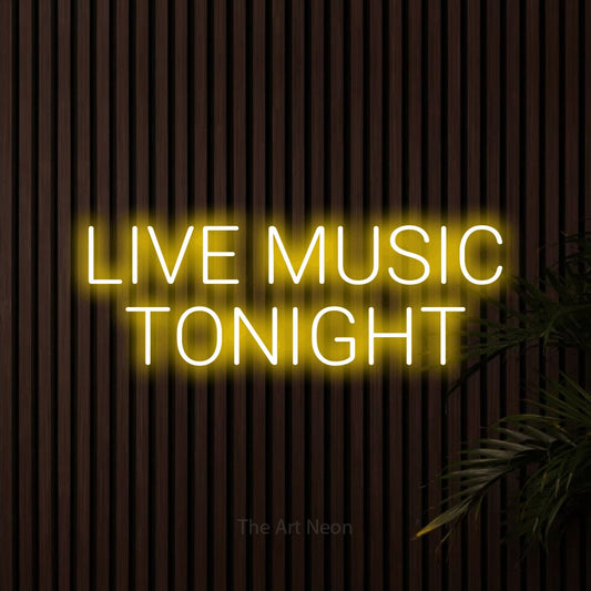 Enseigne néon à DEL à lumière jaune, affichant « Live Music Tonight » sur des lattes de bois foncé, pour décorer un bar