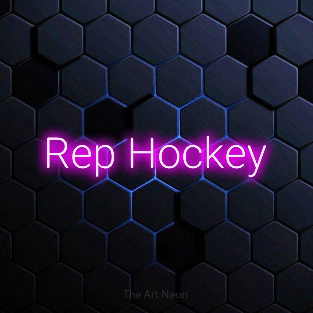 Enseigne néon à DEL à lumière rose, affichant « Rep Hockey » sur un mur hexagonal bleu