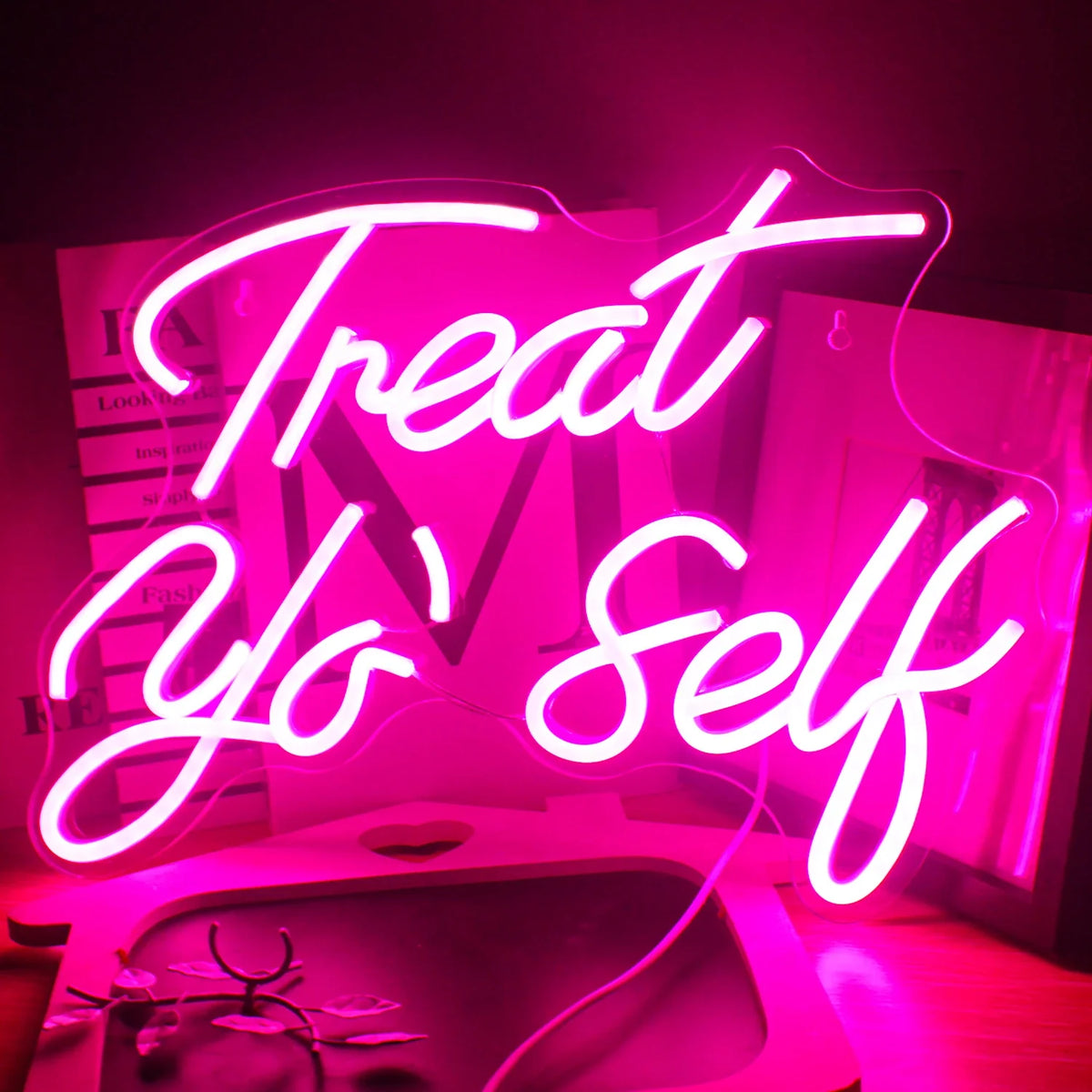 Treat Yo' Self 5V USB LED neon sign