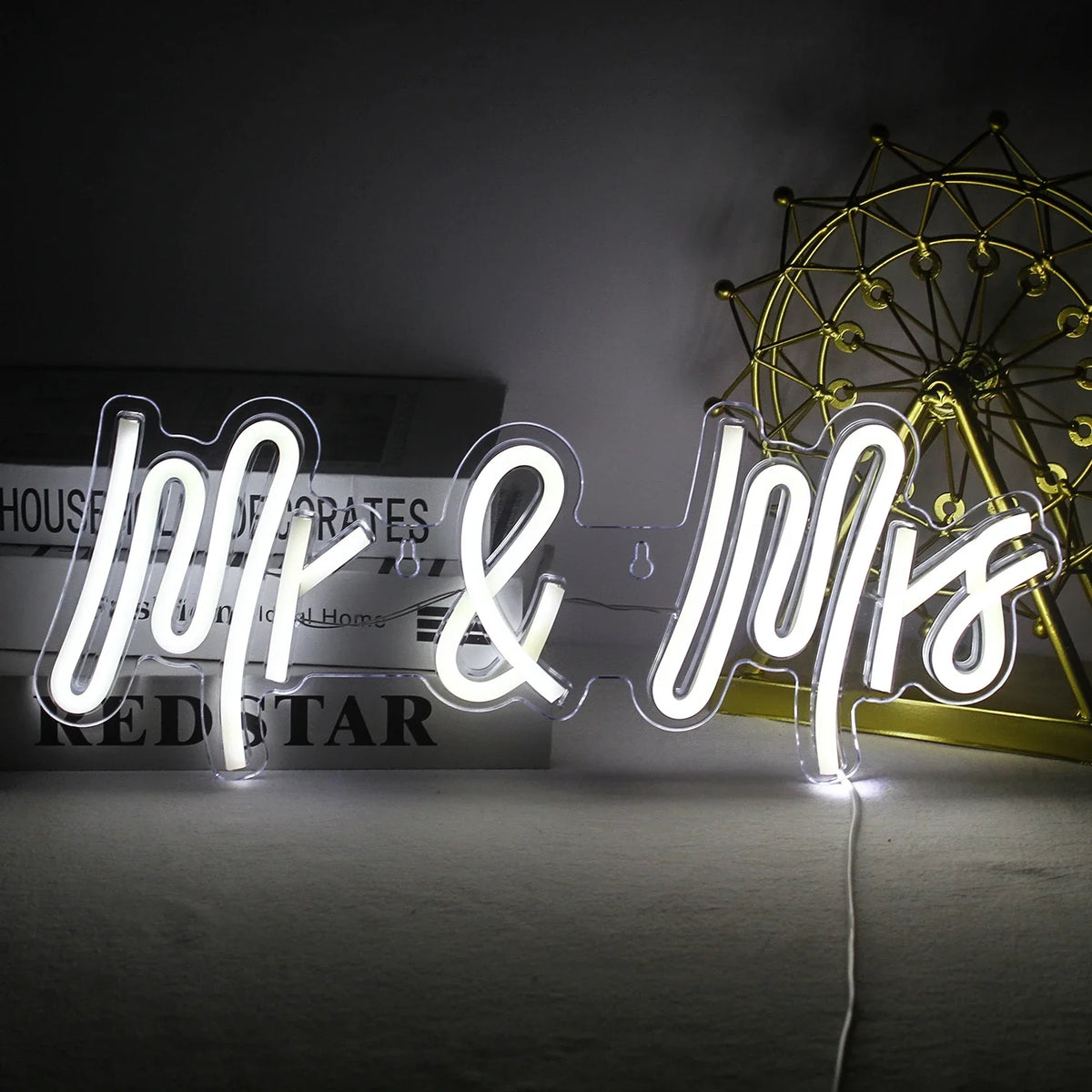 Mr & Mrs 5V USB LED neon sign