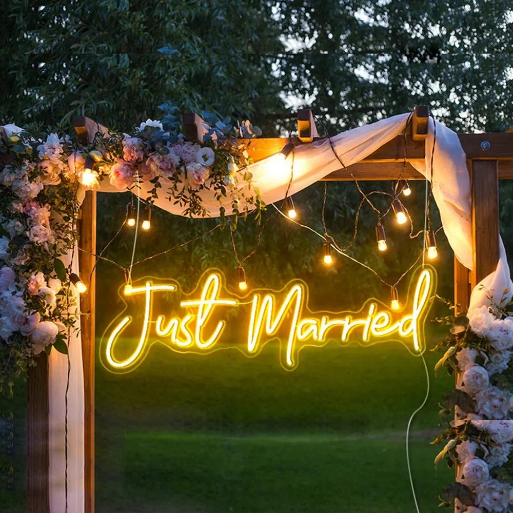 Just Married Wedding 5V USB LED neon sign – Warm 43X14cm
