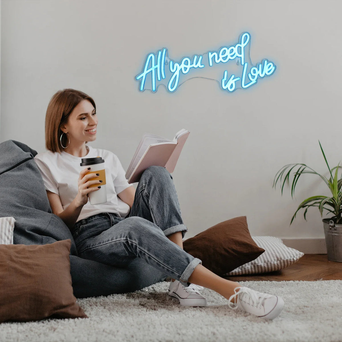 All You Need Is Love 5V USB LED neon sign