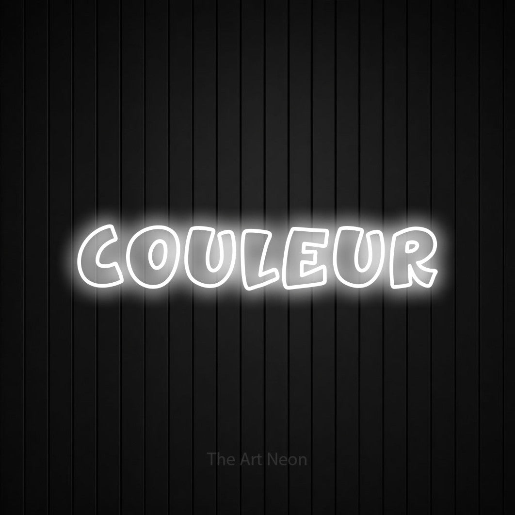 Lettrage en néon LED « Couleur » en blanc froid, en lettres arrondies dessinées en contour, présenté sur un mur de lattes verticales noires, pour un salon de beauté.