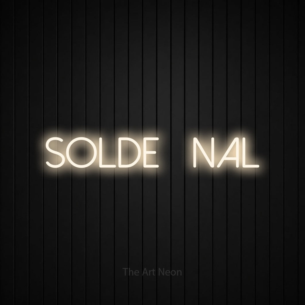 “Solde final” LED neon sign in warm white, with thin sans-serif lettering, shown against black vertical wall slats.